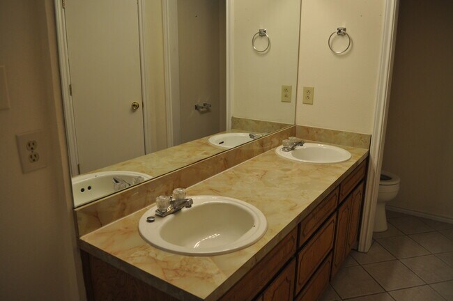 Building Photo - Nice Home in Keller close toaward winning ...