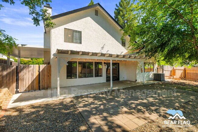 Building Photo - 1601 Wyndham Way