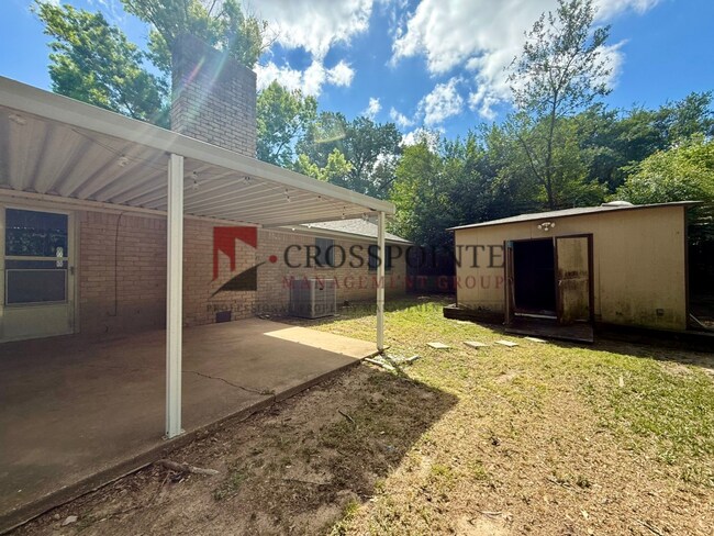 Building Photo - Wonderful updated home near UT Tyler, Available!