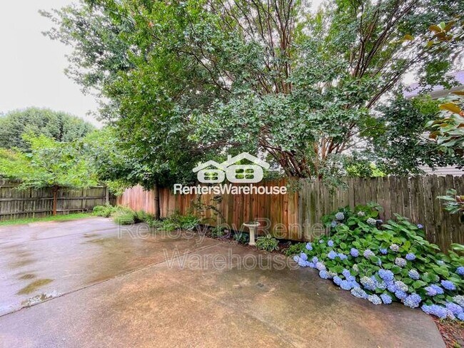 Building Photo - 171 Graystone Trce