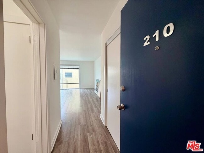 Building Photo - 5805 W 8th St