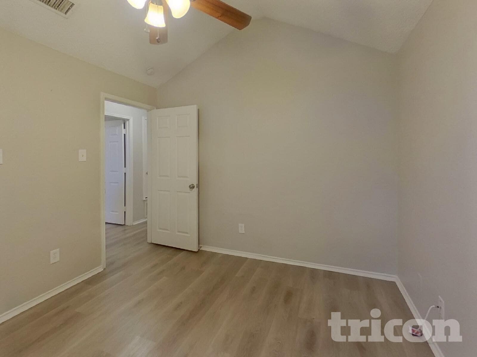 Building Photo - 907 Ponds Ct