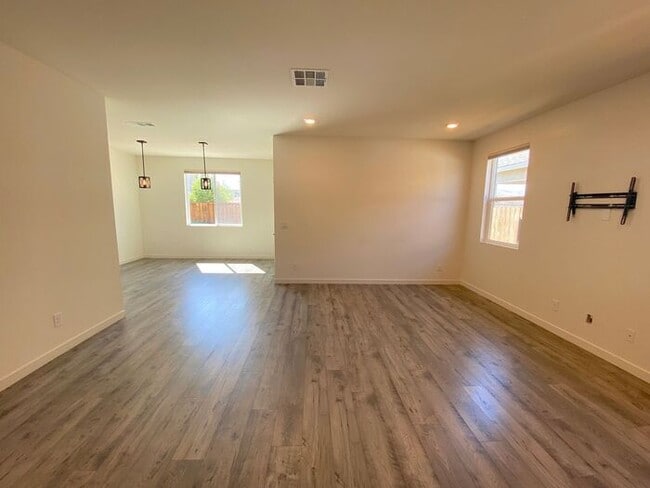 Building Photo - Kiley Ranch Spanish Springs Sparks Single ...