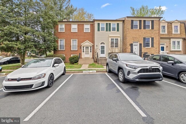 Building Photo - 8640 Dellway Ln