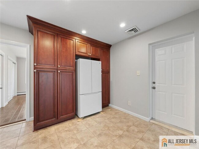 Building Photo - 55 Gurley Rd