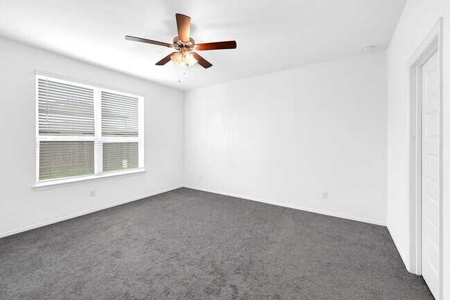 Building Photo - 5735 Tabula Rasa Dr