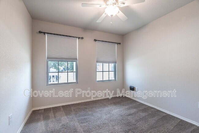 Building Photo - 10214 Robbins Grove
