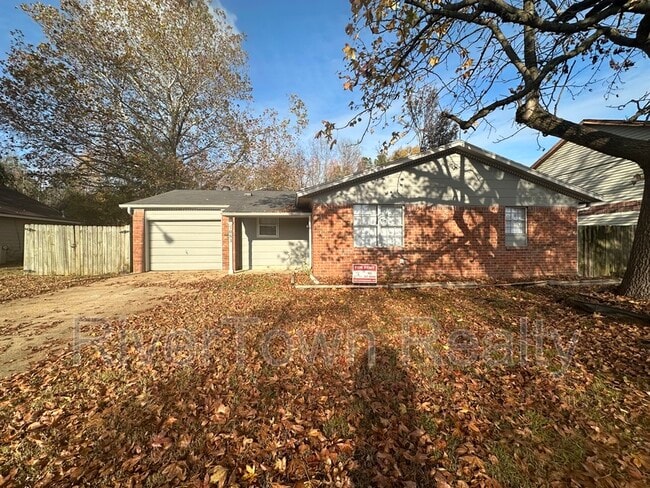 Primary Photo - 7083 Prather St