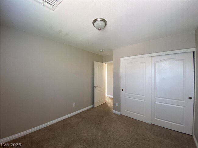 Building Photo - 5101 Ivy Creek Ct