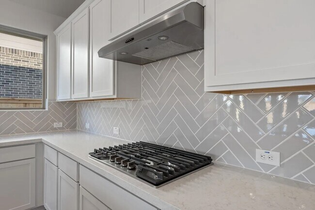 Building Photo - 21934 Frosted Elfin Dr