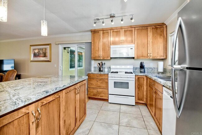 Building Photo - 4524 Royal Oak Dr