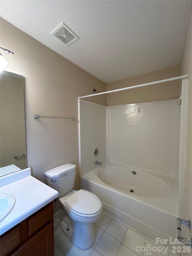 Building Photo - 3402 Southern Ginger Dr