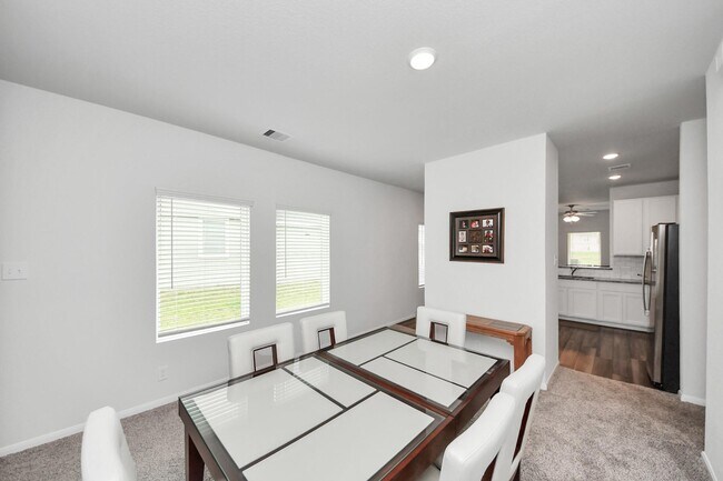 Building Photo - 1110 Bending Trl Dr