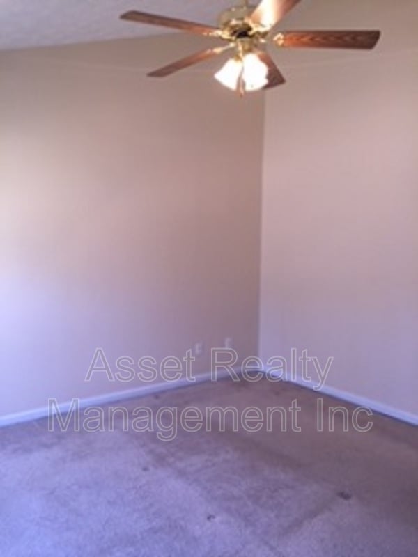 Building Photo - 8212 Tangle Grove Ln