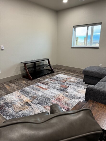 Building Photo - 17 Clearwater Trl