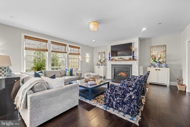 Building Photo - 407 Berlo Ln