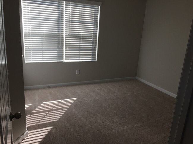 Bedroom 2 - 1816 Riverbirch Lane