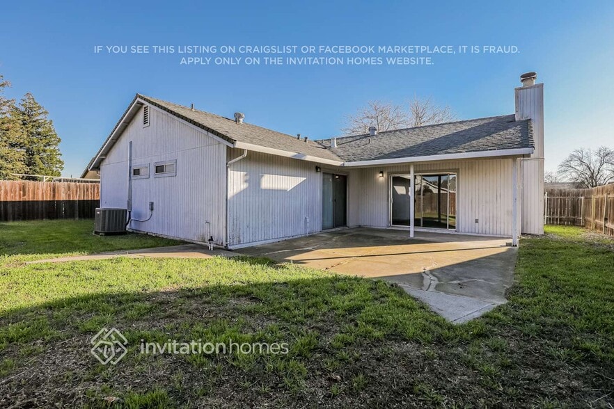 Building Photo - 18 Dempster Ct