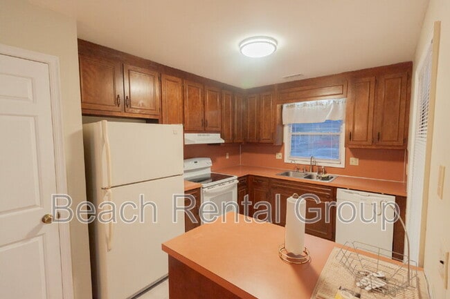 Building Photo - 1335 Melanie Ln