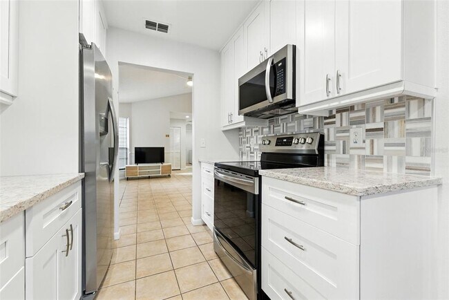 Building Photo - 4404 Oak Harbor Dr