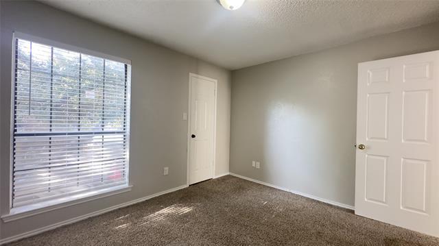 Building Photo - 9601 Forest Ln