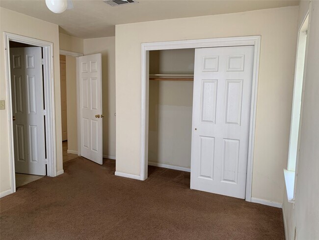 Building Photo - 3901 College Main St