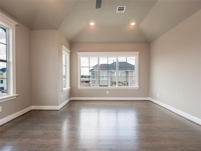 Building Photo - 1307 Upland Retreat Dr