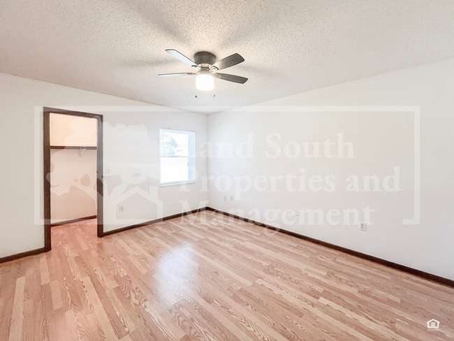 Building Photo - 735 Mikasuki Dr