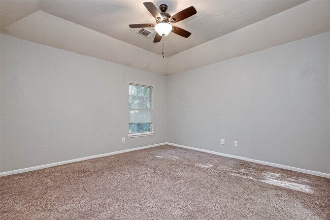 Building Photo - 11011 Sprucedale Ct