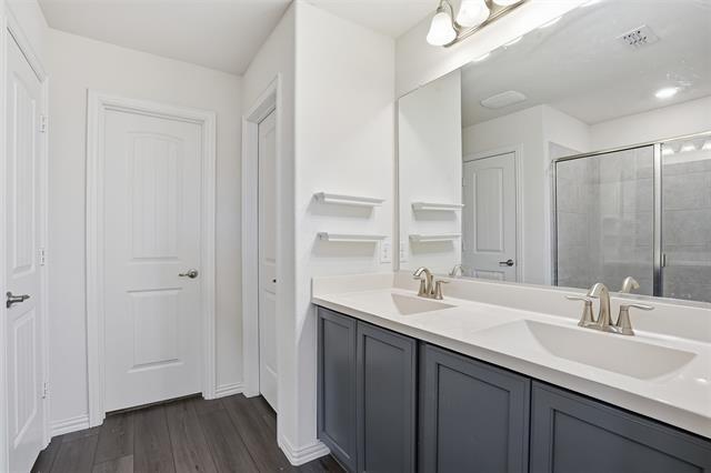 Building Photo - 9110 S Field Ln