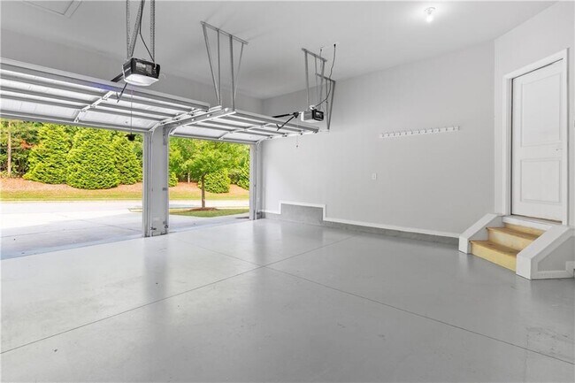 Building Photo - 1838 Lakeview Bend Way
