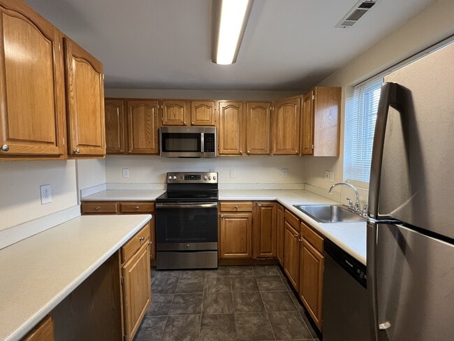 Building Photo - 3726 Ferrara Dr