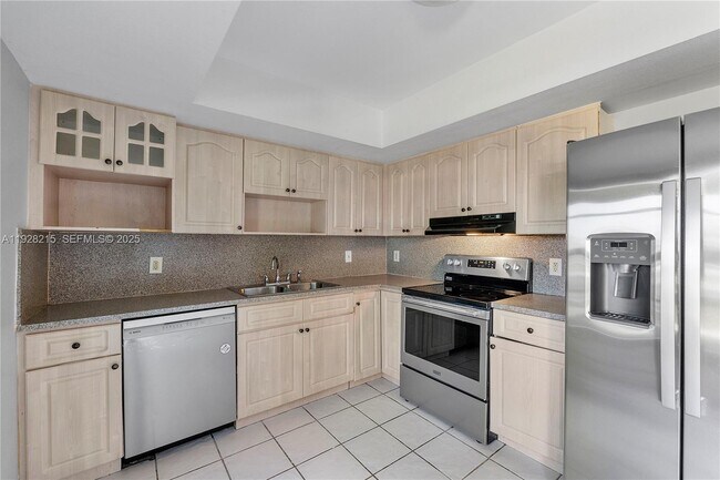 Building Photo - 5850 NW 57th Ave