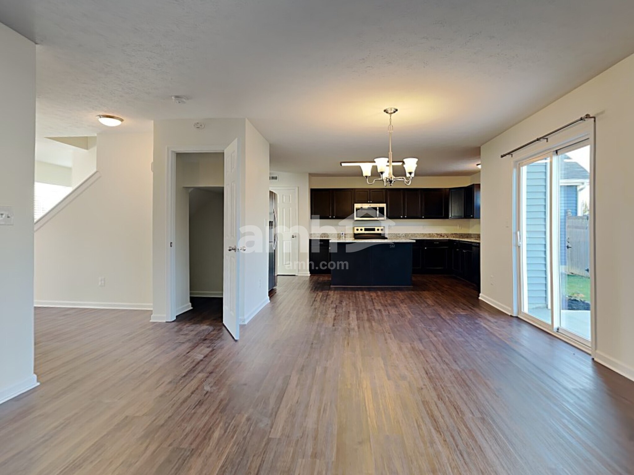 Building Photo - 906 Northwich Ave