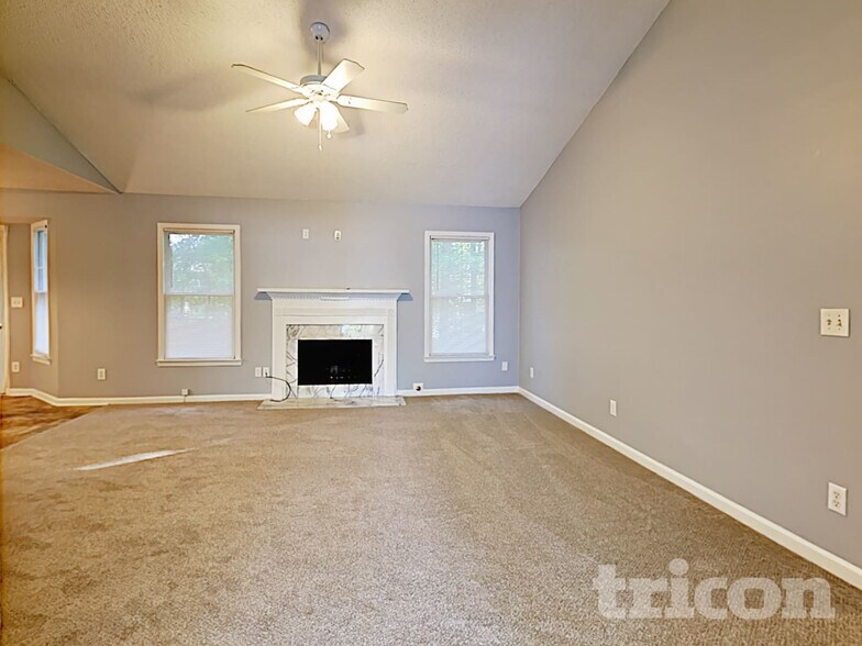 Building Photo - 3560 TraddSprings Way