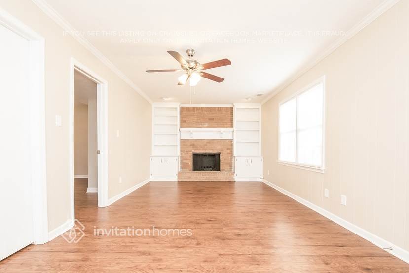 Building Photo - 4032 Cumberland Dr SW