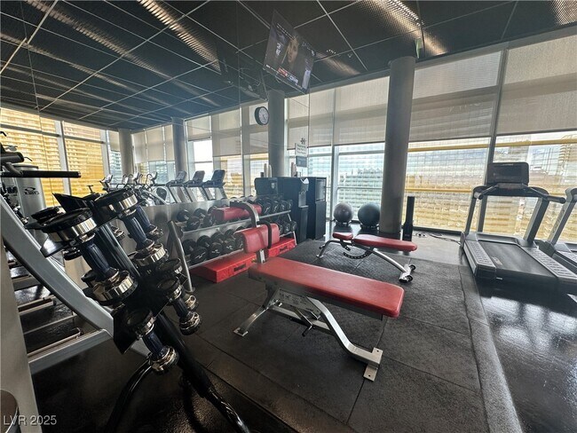 Building Photo - 3722 S Las Vegas Blvd