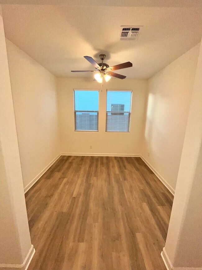 Building Photo - Single level, 4Bedrooms/3Bath TollBrother ...