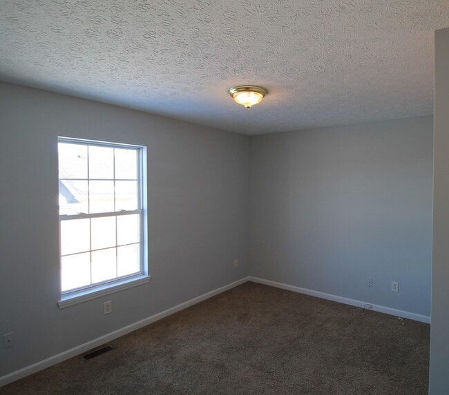 Building Photo - 735 Cobbler Ln