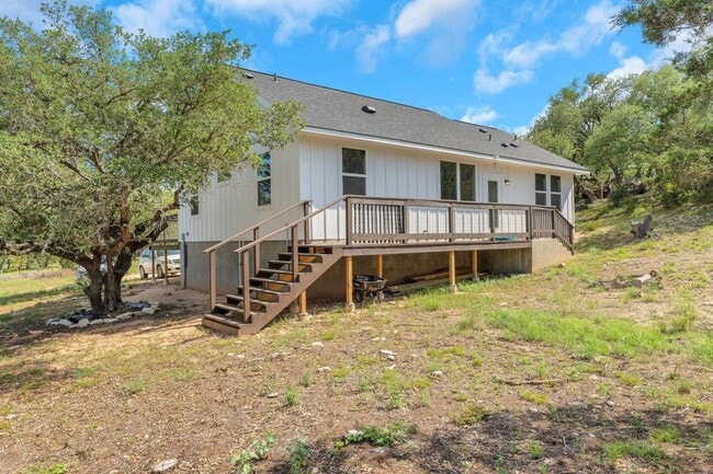 Building Photo - 1089 Hidden Hills Dr