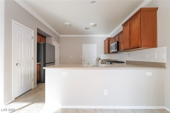 Building Photo - 9014 Salvatore St