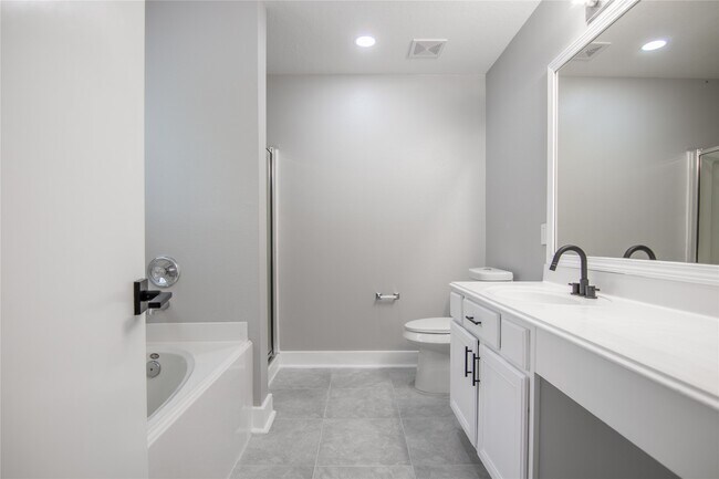 Building Photo - 20911 Young Meadows Way