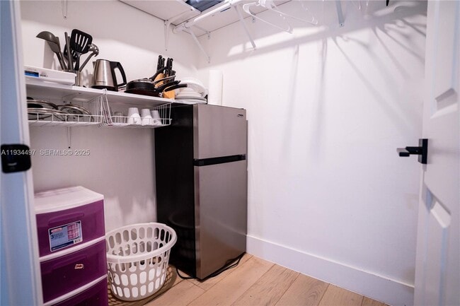 Building Photo - 347 NE 110th St