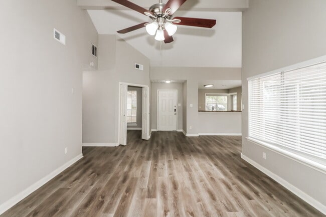 Building Photo - 1515 Windys Way