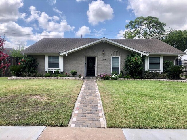 Primary Photo - 10619 Wickersham Ln