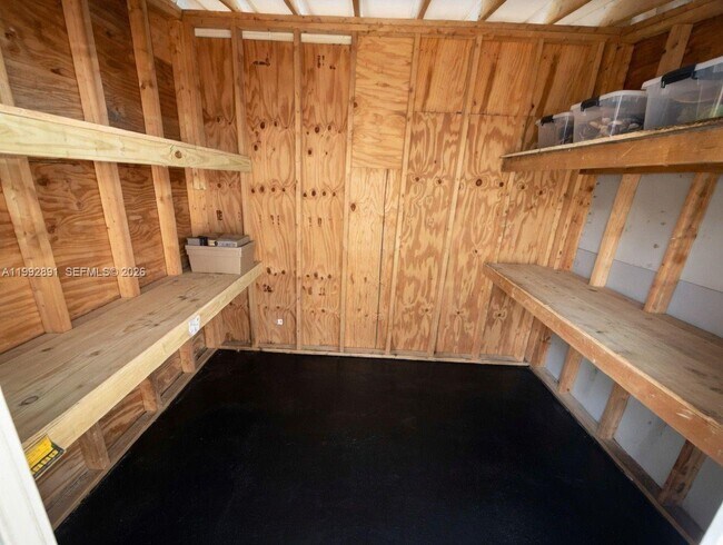 Building Photo - 8013 NW 10th Ct