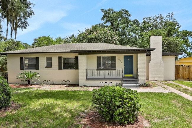 Primary Photo - 3923 Tyndale Dr