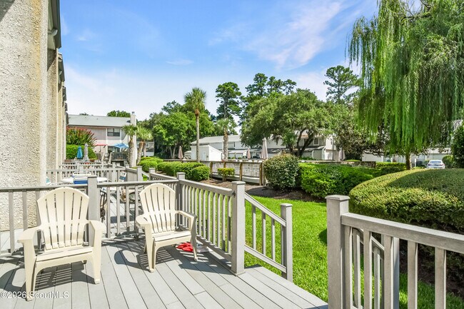 Building Photo - 1000 Sea Island Rd