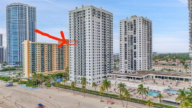 Building Photo - 2301 S Ocean Dr