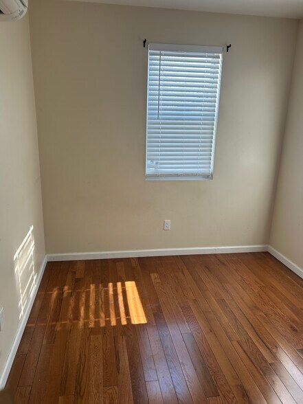 Building Photo - 14435 224th St